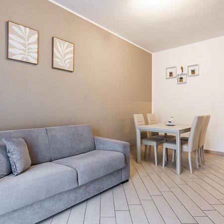 Appartamento Sara San Donato Milanese Bagian luar foto